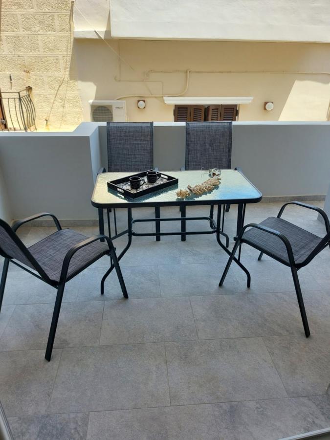 Felou'S House 1 Apartment Ермополи Екстериор снимка