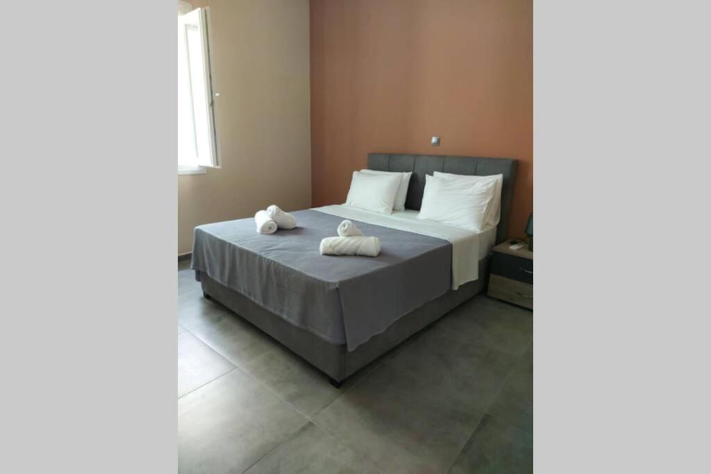 Felou'S House 1 Apartment Ермополи Екстериор снимка