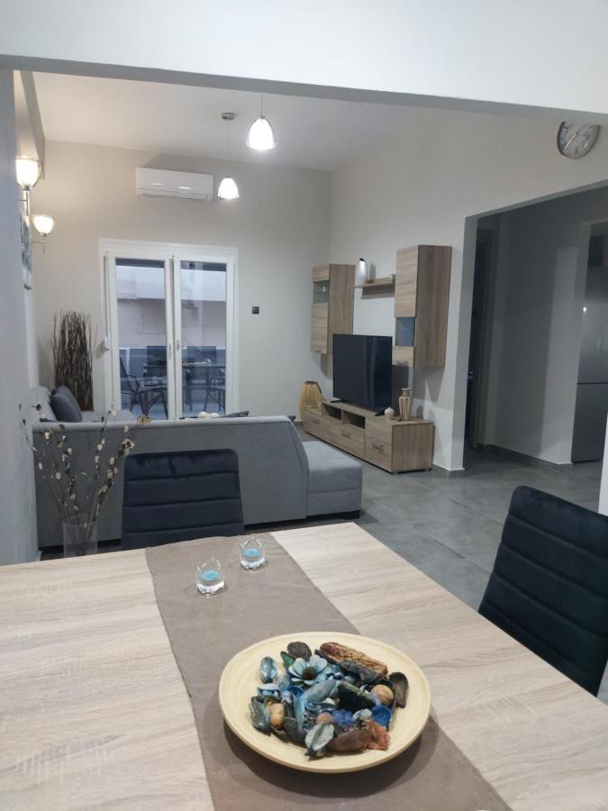 Felou'S House 1 Apartment Ермополи Екстериор снимка